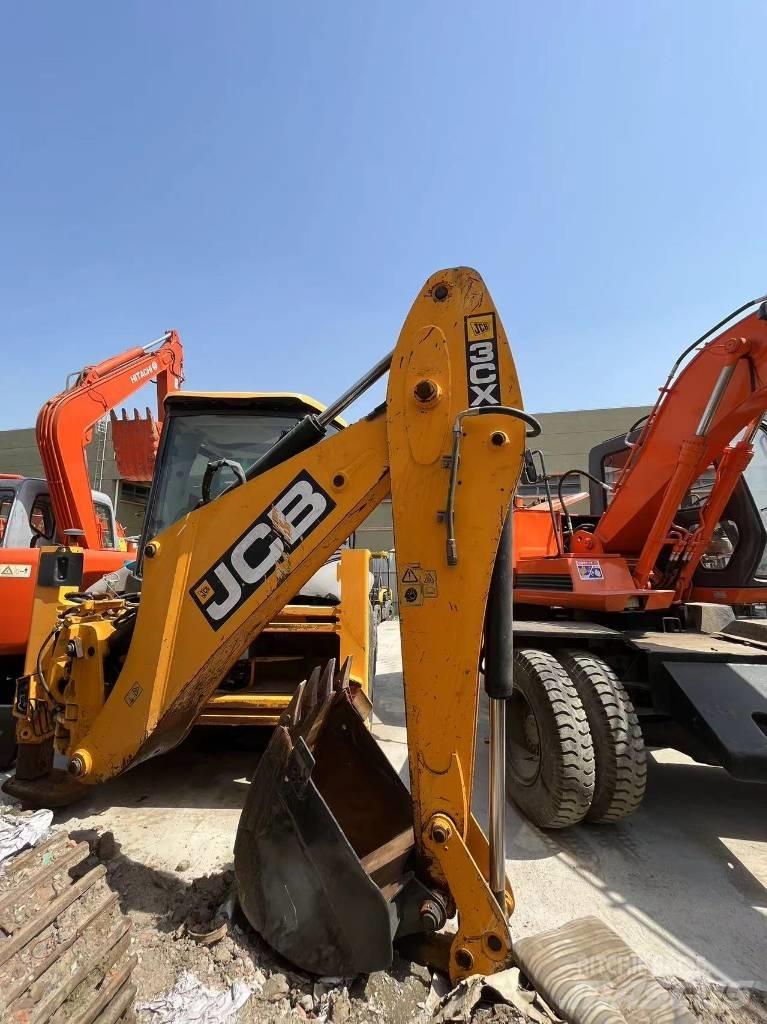 JCB 3 CX Экскаваторы-погрузчики