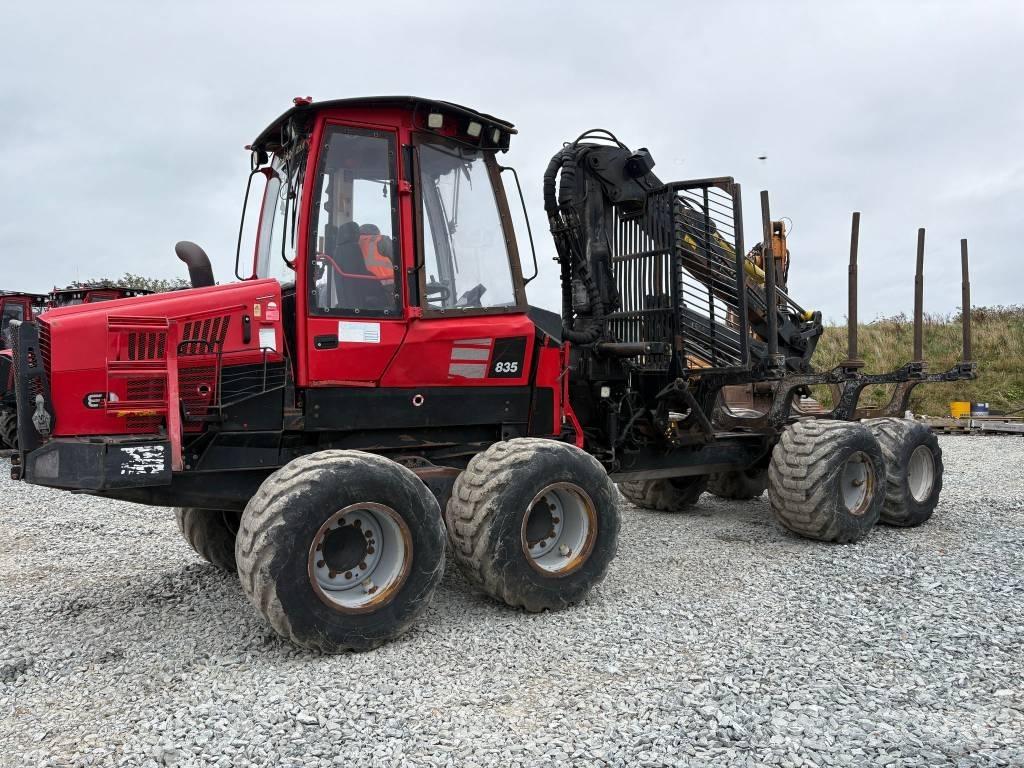 Komatsu 835 Форвардеры