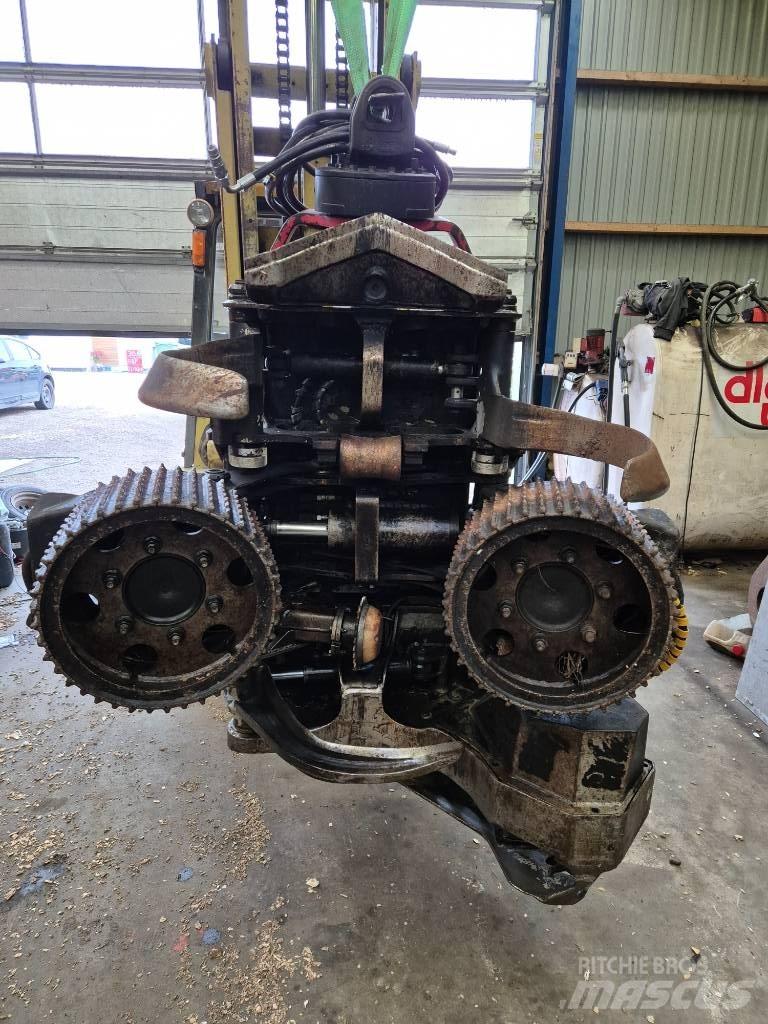 Komatsu 360.2 Харвестерные головки