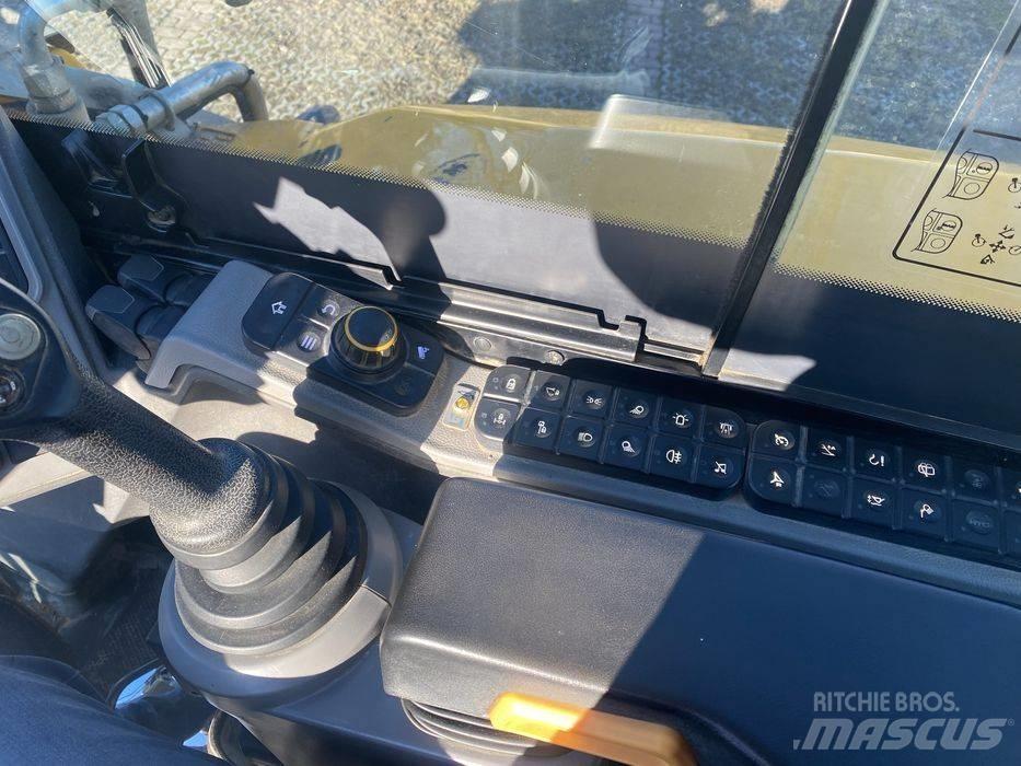 JCB W 110 Hydradig Колёсные экскаваторы