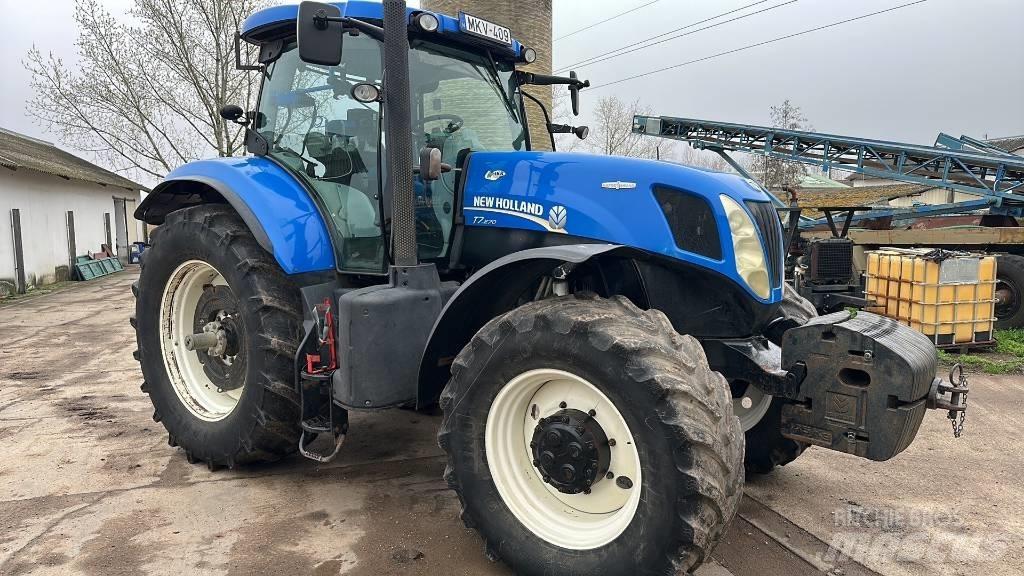 New Holland T 7.270 Трактора