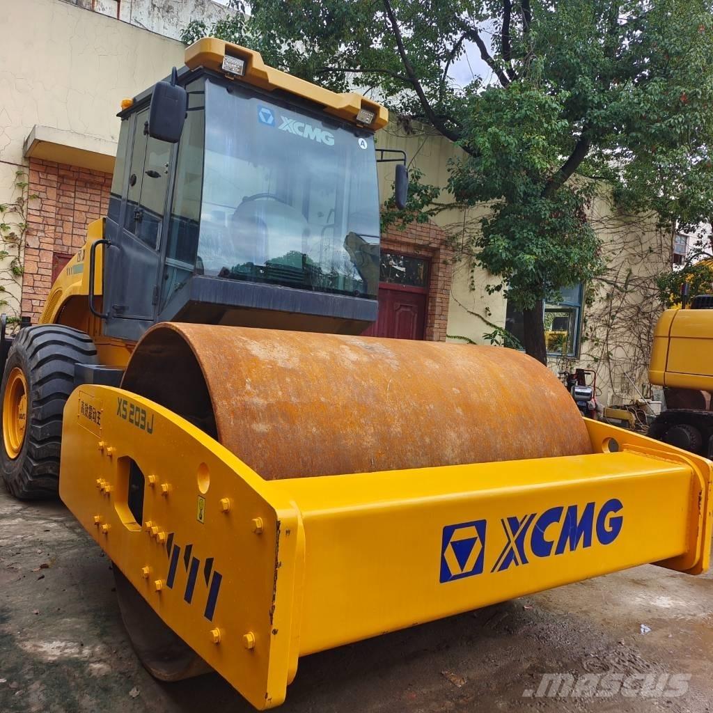 XCMG XS 223 J Грунтовые катки