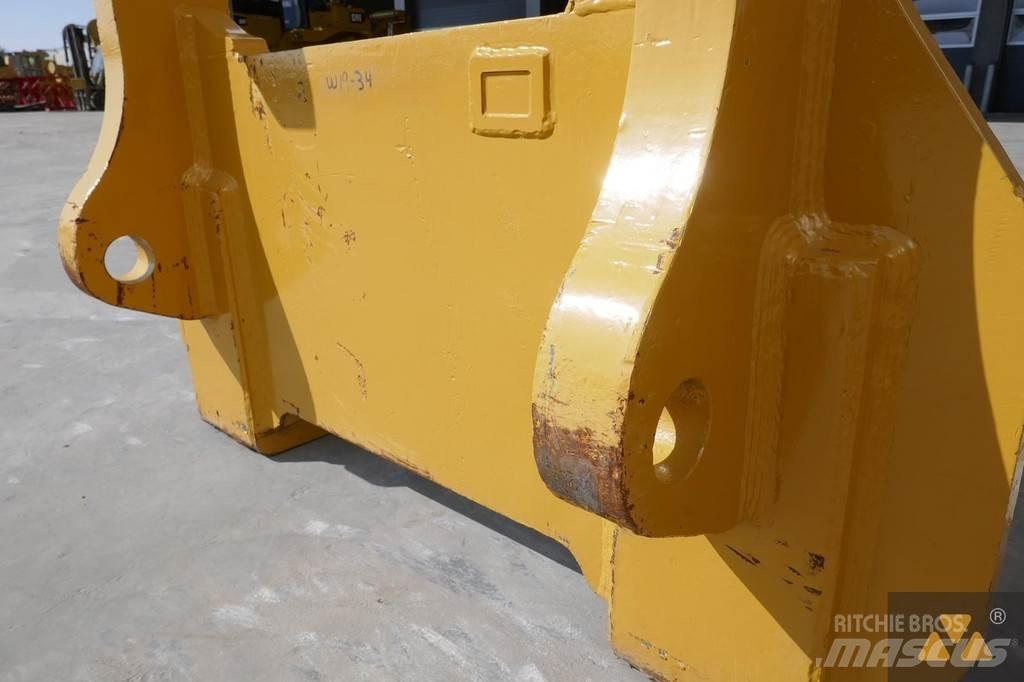 OM Forks Cat 980H Коммерческий транспорт - Другие