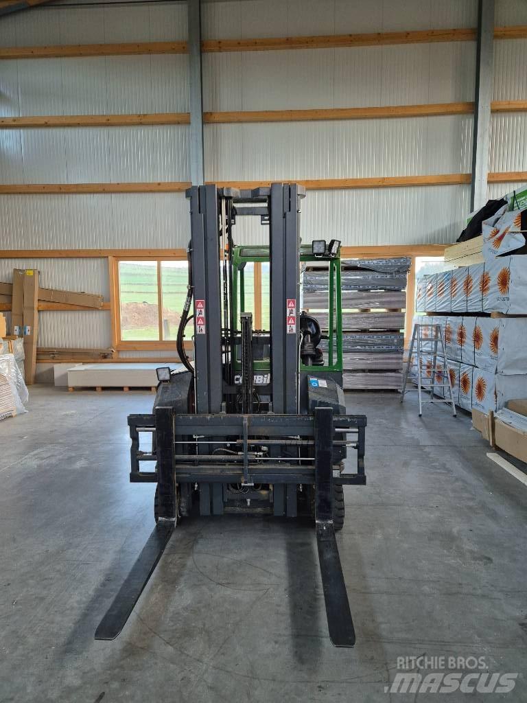 Combilift CBE 2500 Электропогрузчики