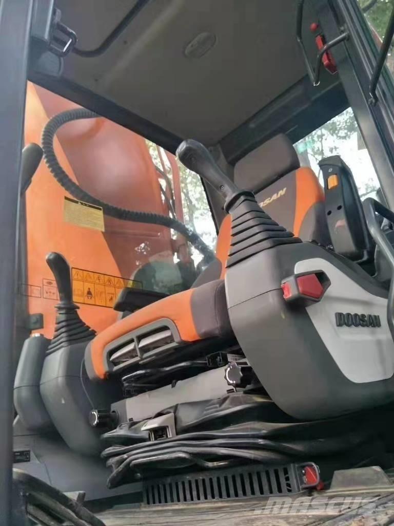 Doosan DX 530 LC-5 Гусеничные экскаваторы
