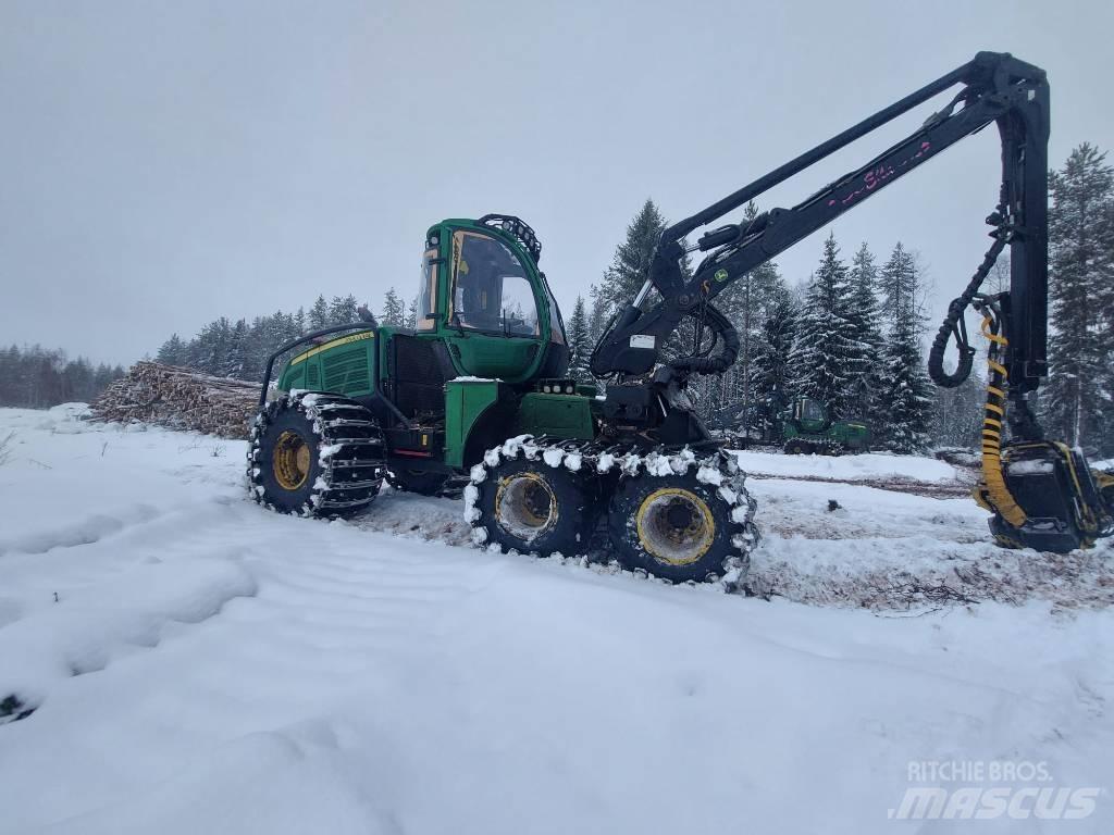 John Deere 1070 E Харвестеры