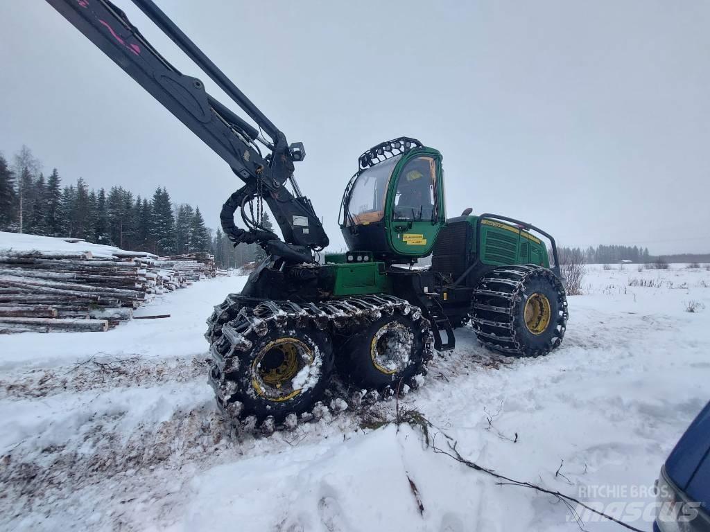 John Deere 1070 E Харвестеры