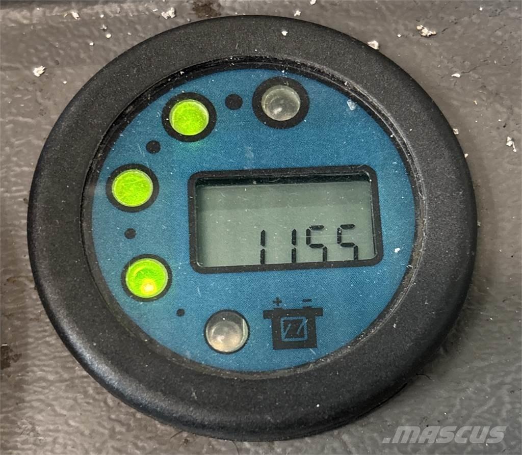 Atlet A160 Самоходные электроштабелёры