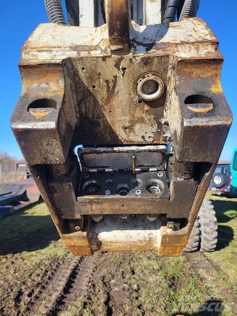 Hitachi ZX 170 W-3 Колёсные экскаваторы