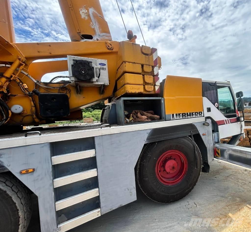 Liebherr LTM 1055 Автокраны