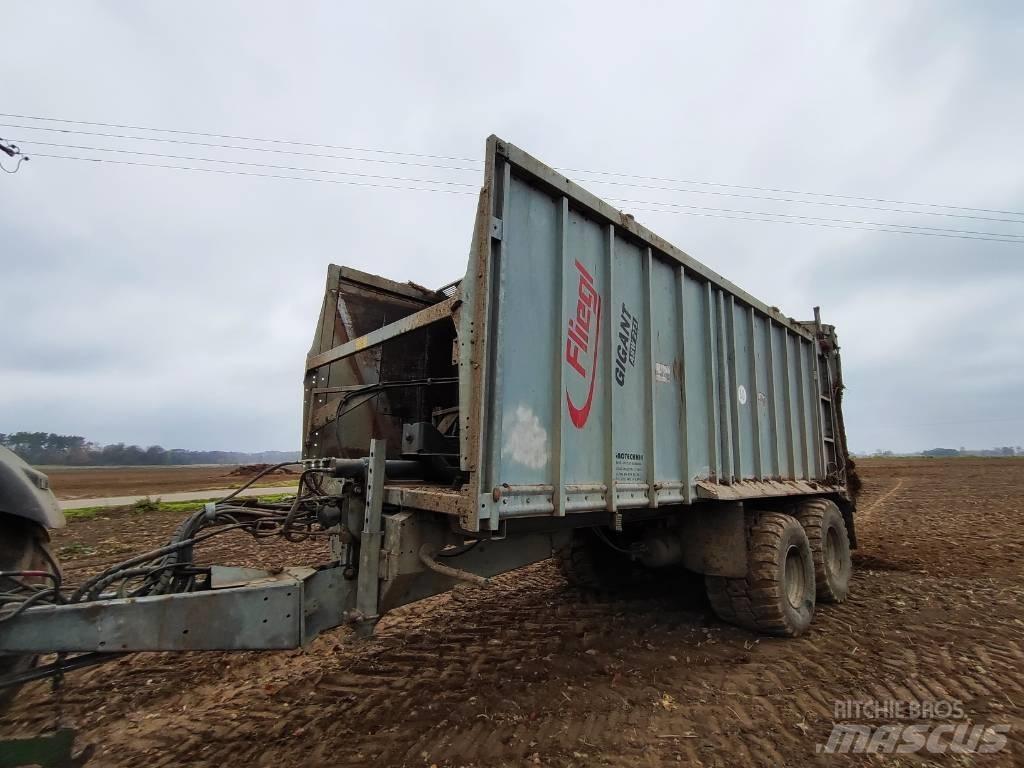 Fliegl ASW271 GIGANT Разбрасыватели органических удобрений