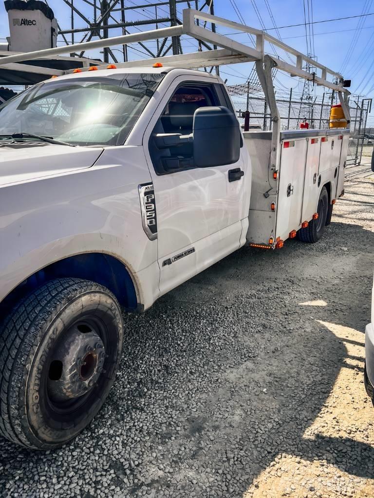 Ford F 350 XL Бортовые фургоны