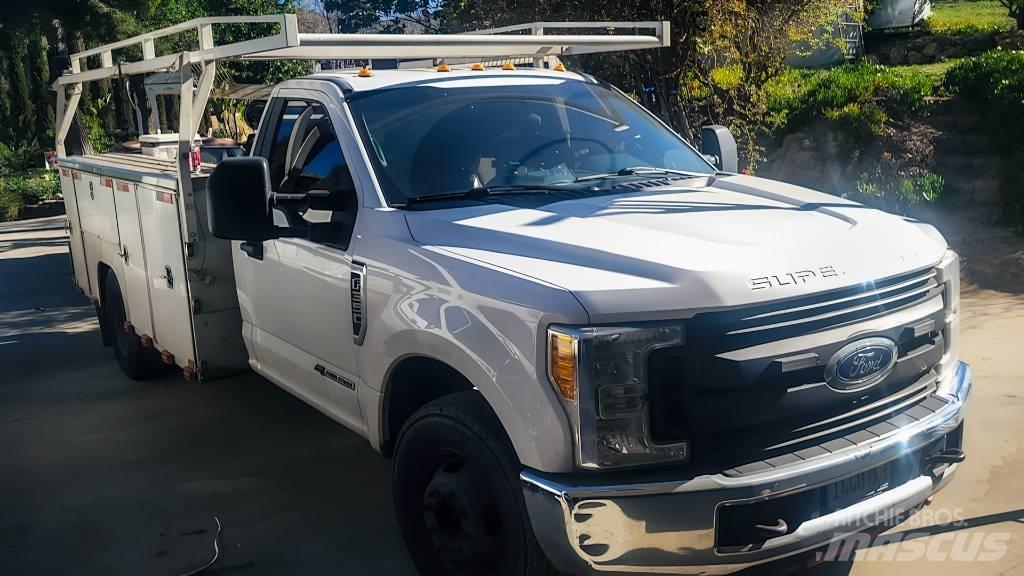 Ford F 350 XL Бортовые фургоны