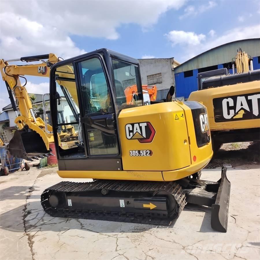 CAT 305.5 E Гусеничные экскаваторы