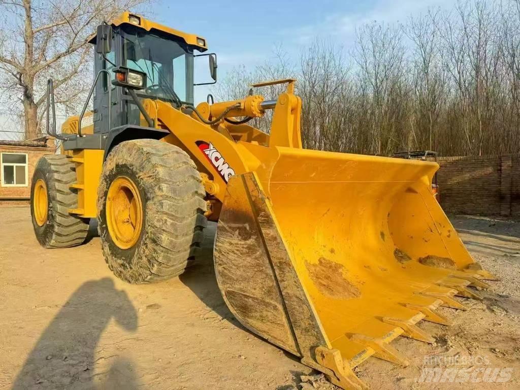 XCMG LW 500 F N Фронтальные погрузчики