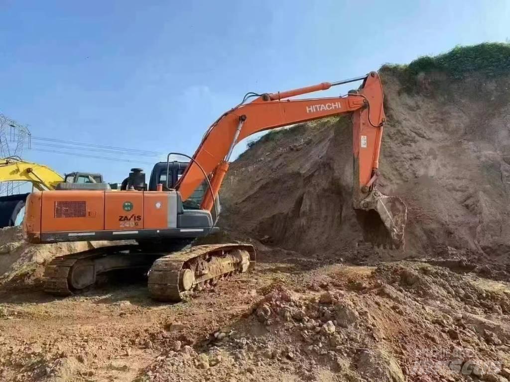 Hitachi ZX240 Гусеничные экскаваторы