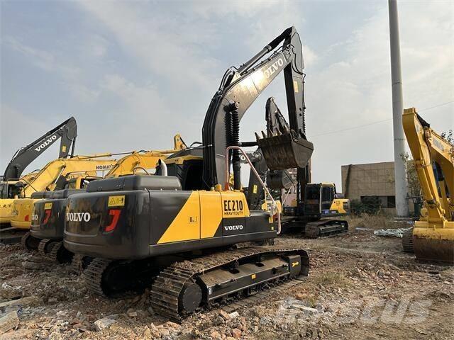Volvo EC210B Гусеничные экскаваторы