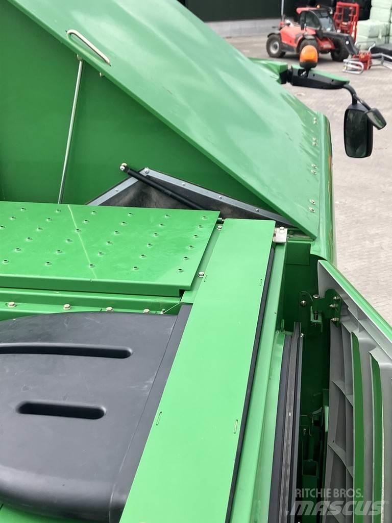 John Deere T550 Зерноуборочные комбайны