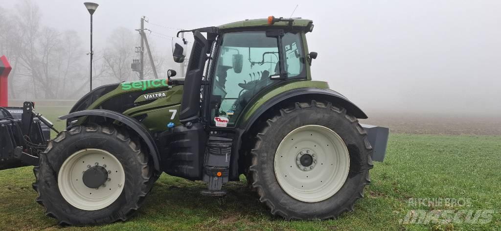 Valtra T235 active Трактора