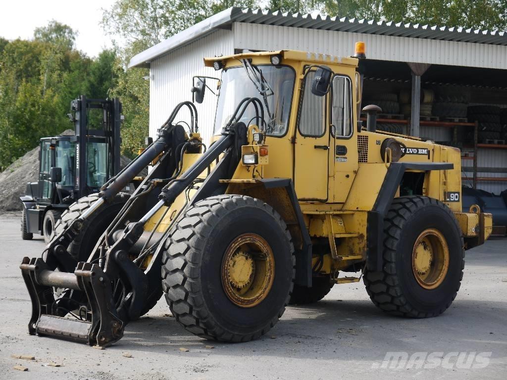 Volvo L 90 Фронтальные погрузчики
