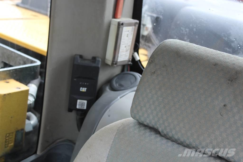 CAT 319 D L Гусеничные экскаваторы