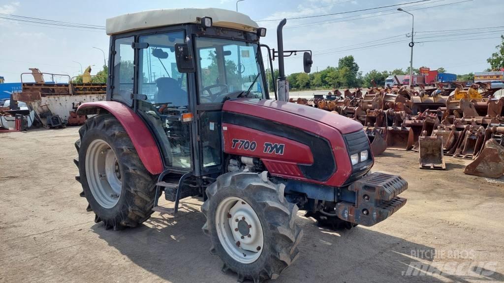 TYM T700 Трактора