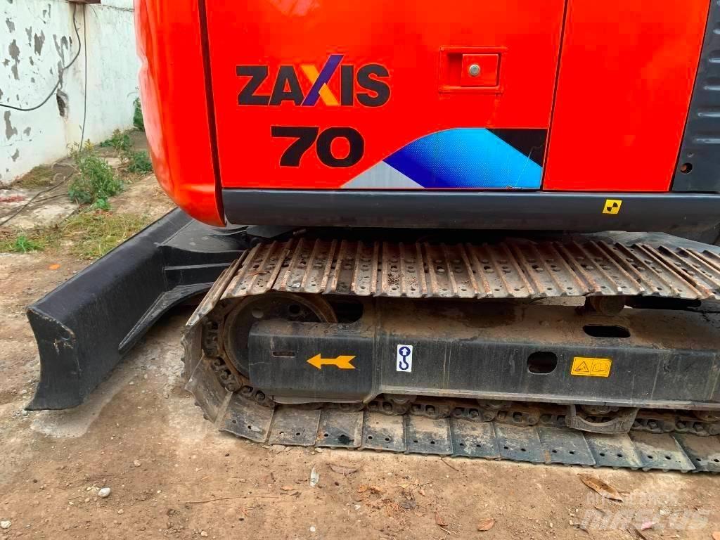 Hitachi Zaxis 70 Гусеничные экскаваторы