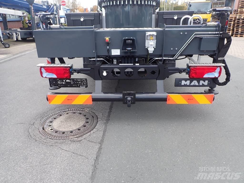 Böcker AK 37 Автокраны вездеходы