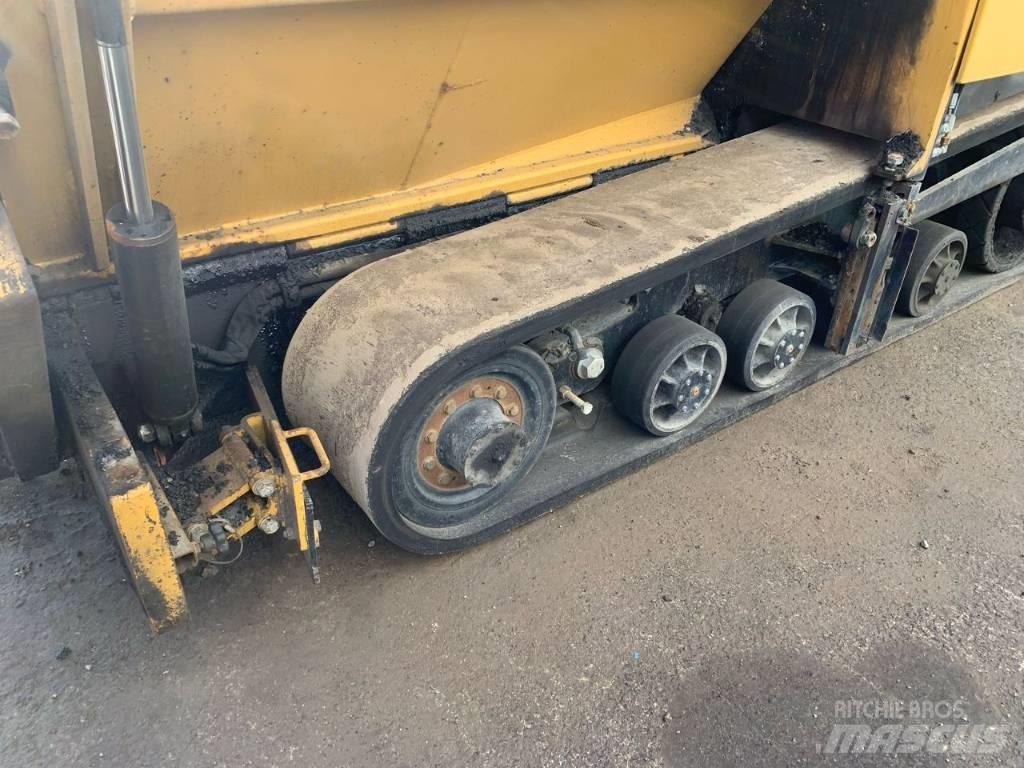 CAT AP355F Асфальтоукладчики