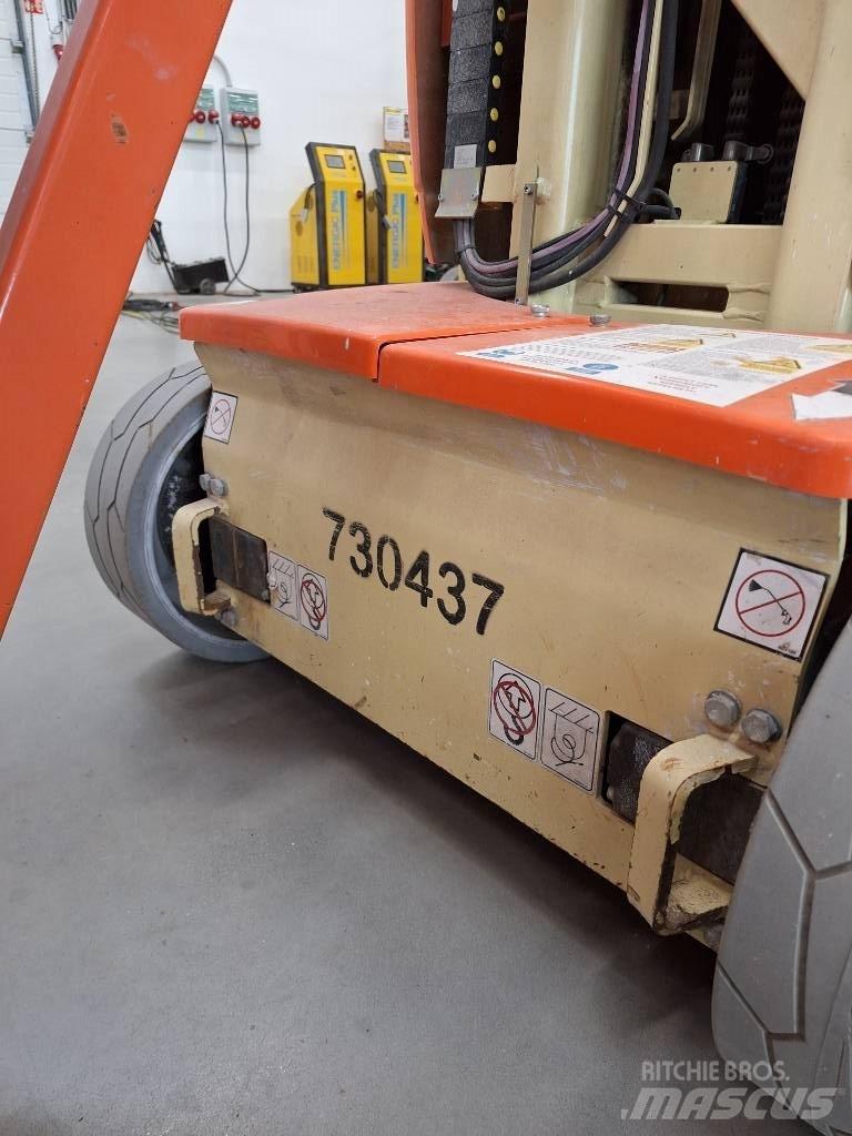 JLG Toucan 10 E Вертикальные мачтовые подъемники