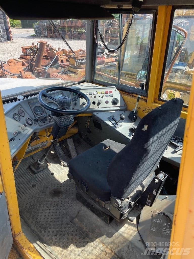 Volvo A20C Шарнирно-сочленённые самосвалы