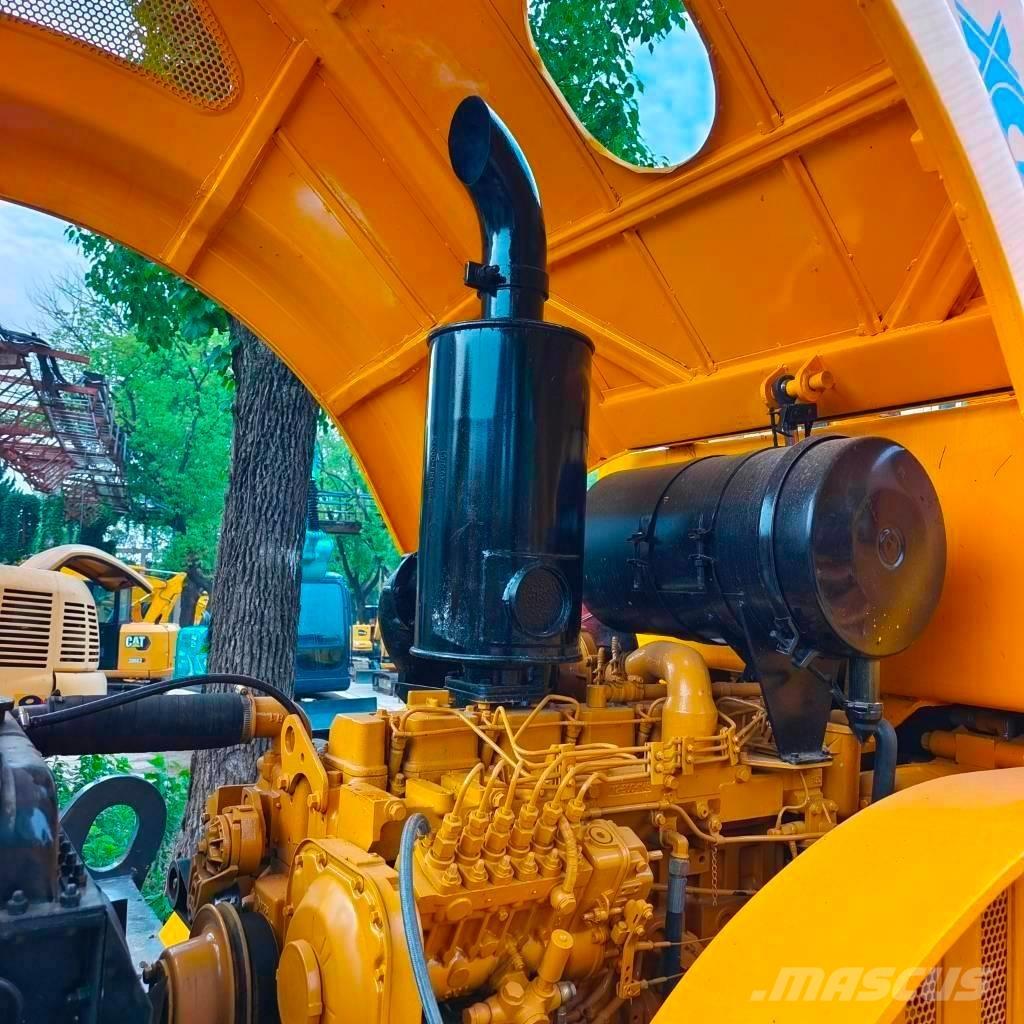 XCMG XS 223 J Грунтовые катки