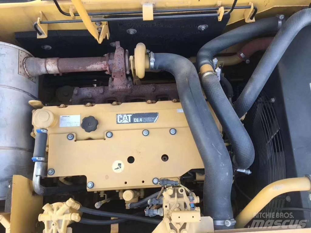 CAT 323 Гусеничные экскаваторы