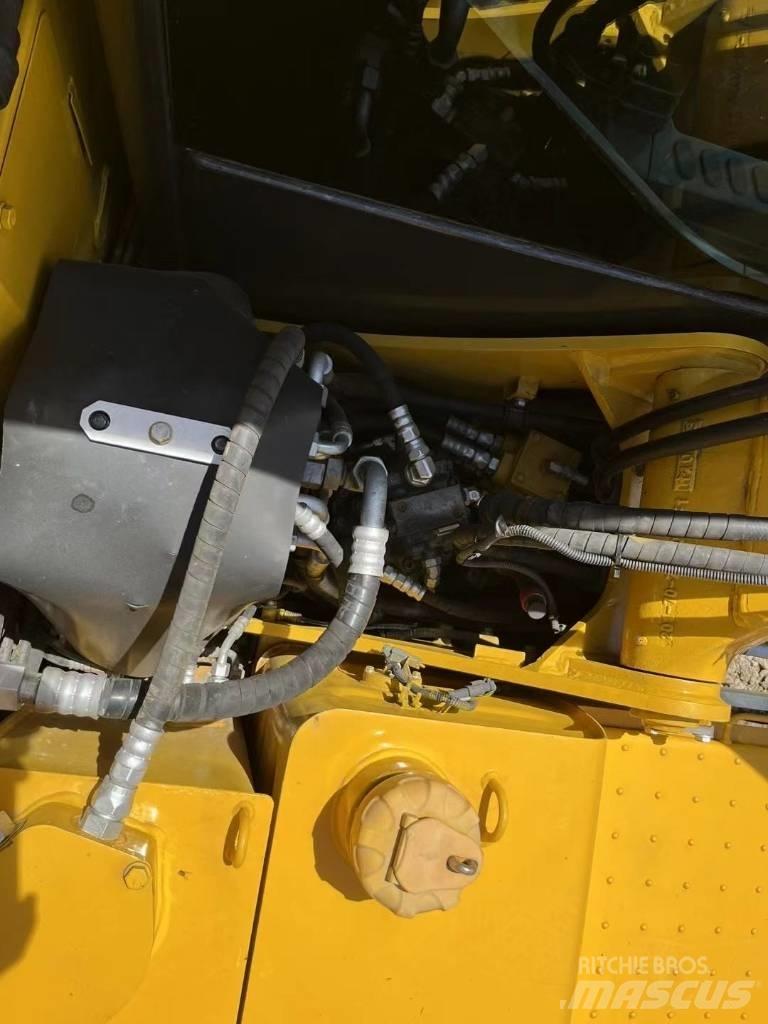 Komatsu PC 70 Гусеничные экскаваторы