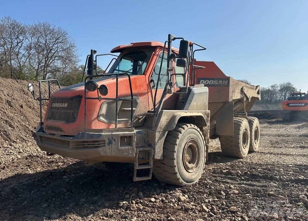Doosan DA 30 Шарнирно-сочленённые самосвалы