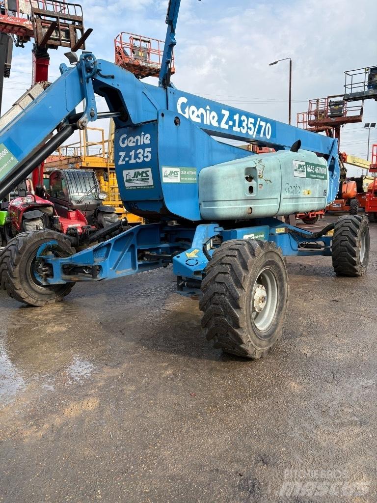 Genie Z 135/70 Коленчатые подъемники
