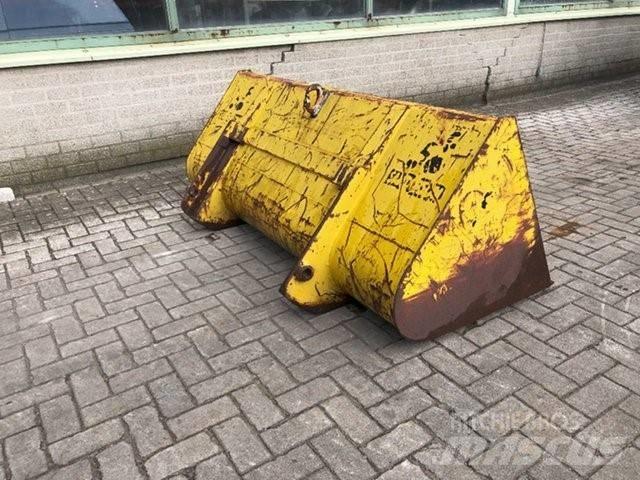 Manitou Tanden bak Ковши
