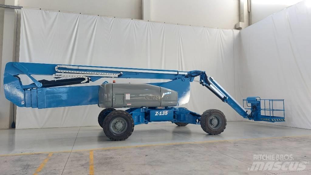 Genie ZX 135/70 Коленчатые подъемники