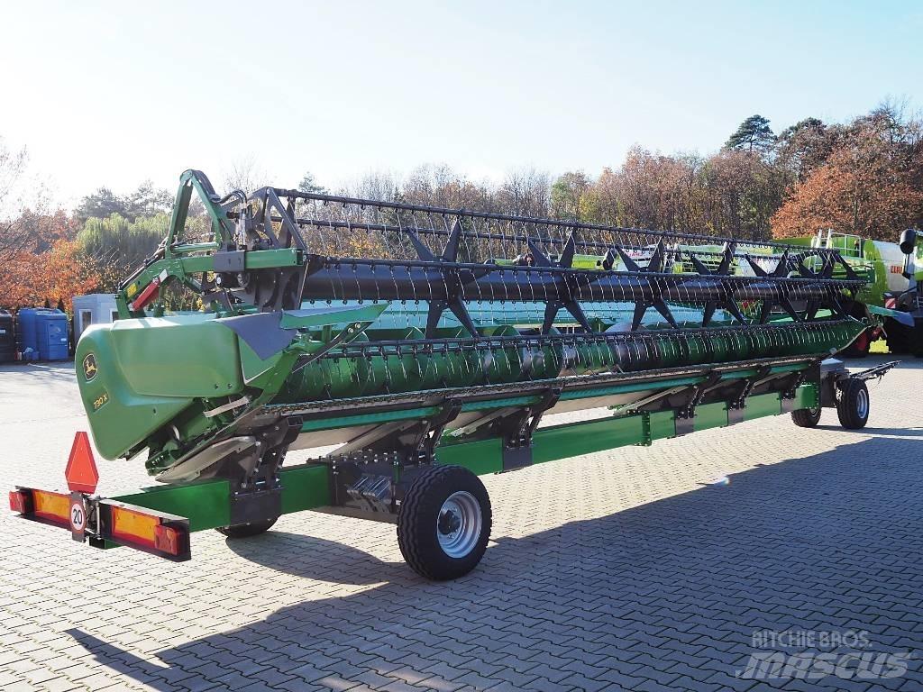 John Deere S780 + 730X Зерноуборочные комбайны