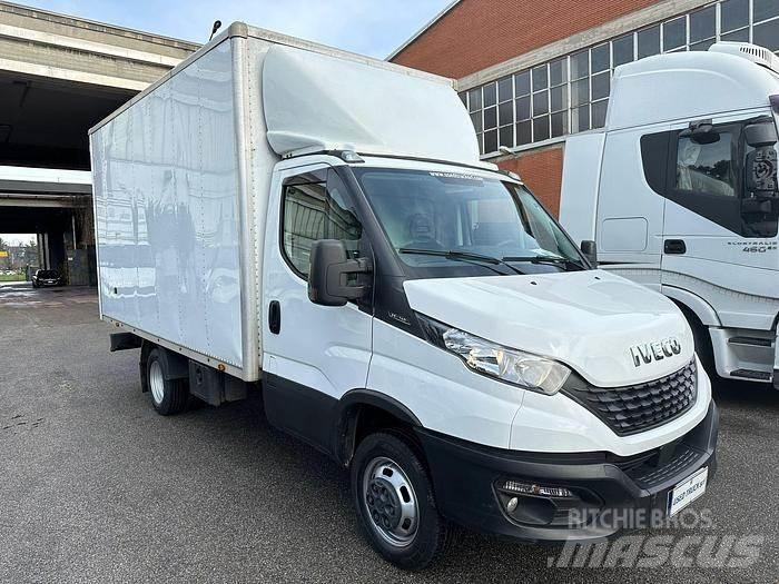 Iveco 35C14 Прочие фургоны