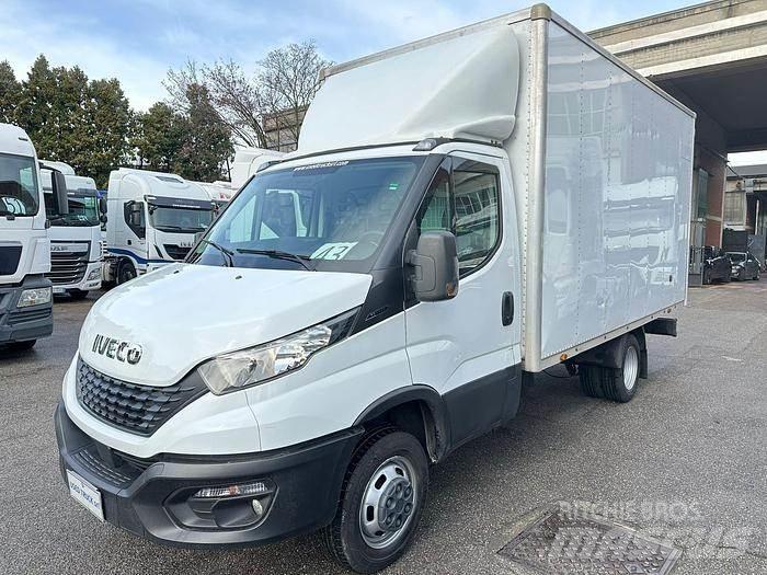 Iveco 35C14 Прочие фургоны