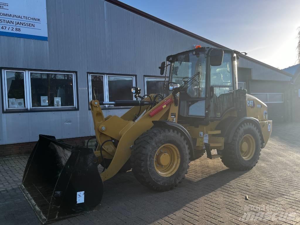 CAT 908 Фронтальные погрузчики