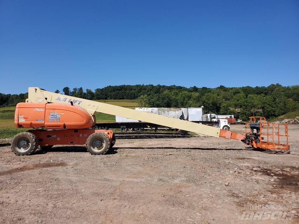 JLG 800 S Внедорожные погрузчики