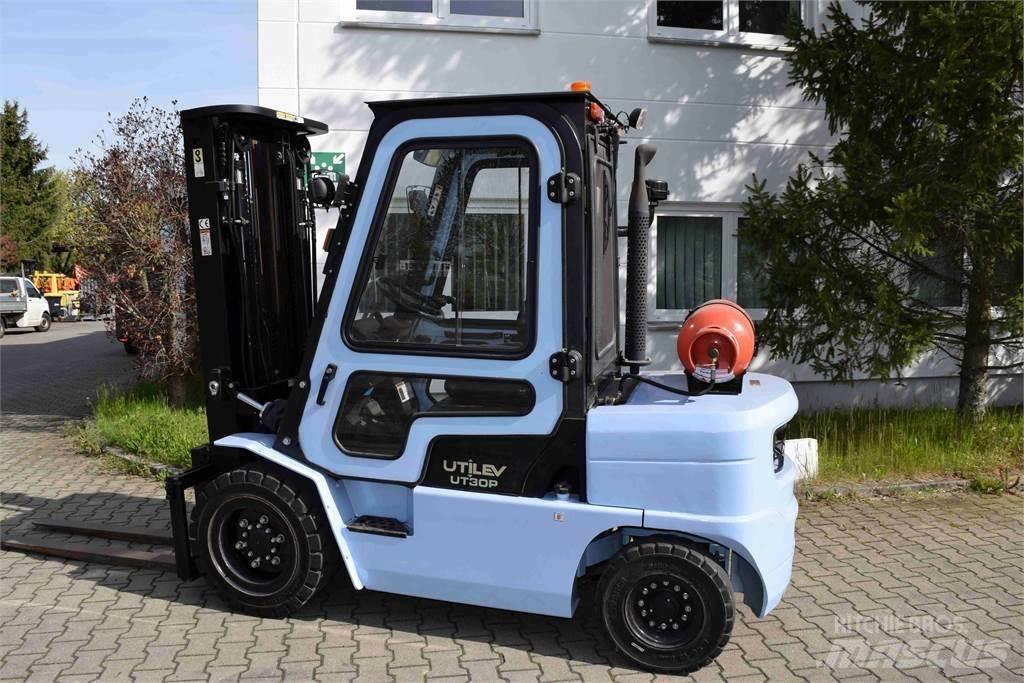 Utilev UT 30 Газовые погрузчики