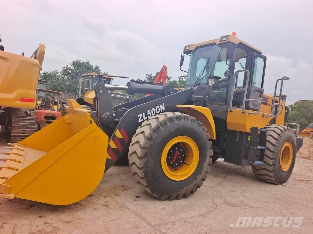 XCMG ZL 50 GN Фронтальные погрузчики