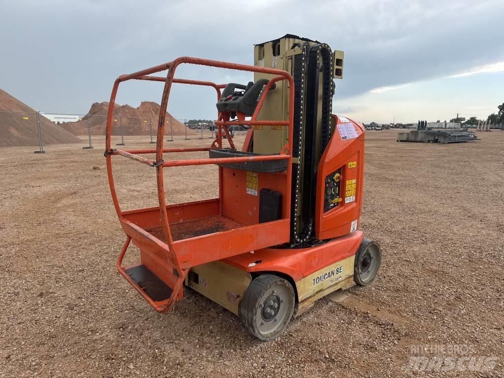 JLG Toucan 8 E Вертикальные мачтовые подъемники