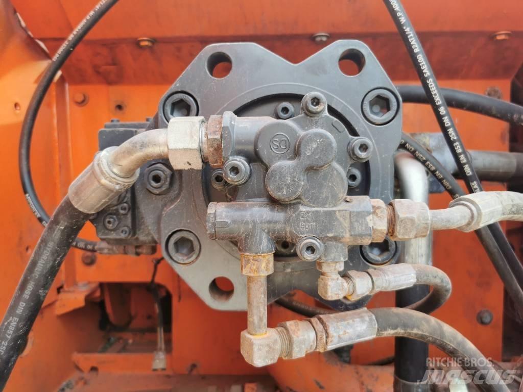 Doosan DX225LC Гусеничные экскаваторы