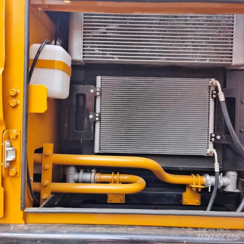 Sany SY 235 C Гусеничные экскаваторы