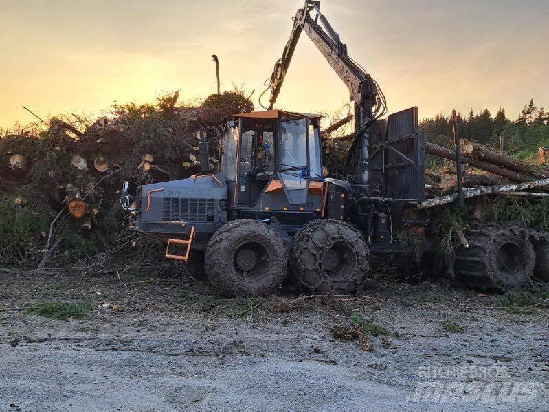 Valmet 860 Форвардеры