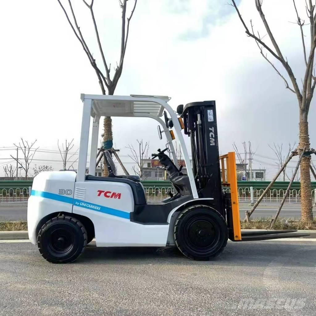 TCM FD 30 Дизельные погрузчики